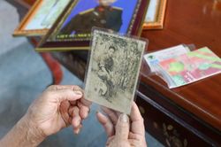 4 ngày làm vợ, cả đời không thôi nhớ, 54 năm mới được 'gặp' chồng