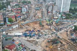 Ga ngầm V&agrave;nh đai 1 triển khai tường v&acirc;y s&acirc;u 42m