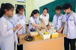 Hà Nội sắp xếp, tổ chức lại 19 trường Cao đẳng, Trung cấp và 29 Trung tâm giáo dục thường xuyên