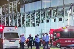Nhật Bản: Động đất 7,1 độ Richter l&agrave;m sập trung t&acirc;m thương mại, nhiều người mắc kẹt