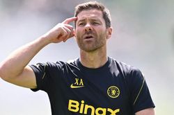 Alonso gạch tên thêm 3 cầu thủ