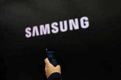 Samsung tính mua RAM Trung Quốc gắn cho điện thoại