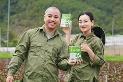 Bột rau detox do diễn vi&ecirc;n Hữu C&ocirc;ng quảng b&aacute; bị ti&ecirc;u hủy