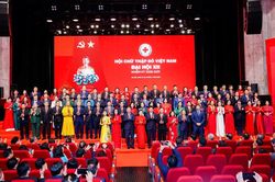 B&agrave; Đỗ Thị Thu Thảo t&aacute;i đắc cử Chủ tịch Trung ương Hội Chữ thập đỏ Việt Nam
