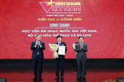 Chương tr&igrave;nh Vinh quang Việt Nam 2026 vinh danh những tấm gương cống hiến