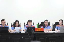 'Ông trùm' đường dây sản xuất, buôn bán thực phẩm chức năng giả bị đề nghị đến 18 năm tù