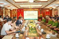 Đ&agrave;o tạo c&aacute;c giảng vi&ecirc;n nguồn trong cấp cứu ngoại viện