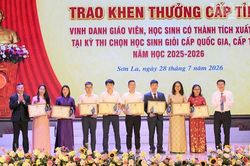 Sơn La tuyên dương hơn 300 giáo viên, học sinh đạt thành tích cao trong năm học 2025-2026