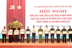 H&agrave; Nội thực hiện nghi&ecirc;m t&uacute;c Luật Quốc ph&ograve;ng, Luật D&acirc;n qu&acirc;n tự vệ, Luật Gi&aacute;o dục quốc ph&ograve;ng v&agrave; an ninh