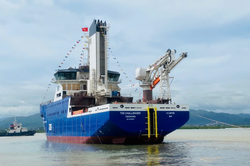Hạ thủy thành công tàu dịch vụ điện gió ngoài khơi công nghệ hiện đại