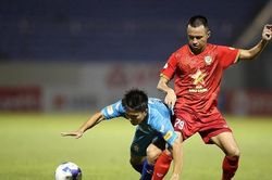 Hà Nội FC chiêu mộ Mai Sỹ Hoàng