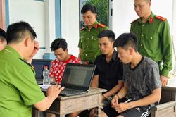 'Con nghiện' lộ diện