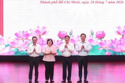 TPHCM: Hơn 900 c&aacute;n bộ l&atilde;nh đạo, quản l&yacute; tham gia lớp bồi dưỡng, cập nhật kiến thức, kỹ năng