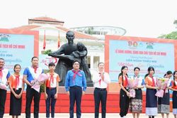 Khai mạc Li&ecirc;n hoan thiếu nhi Việt Nam - L&agrave;o - Campuchia năm 2026