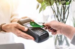 NHNN cảnh báo thủ đoạn bóc tách, đánh tráo chip thẻ để chiếm đoạt tài sản