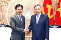Ngành tòa án Việt Nam và Lào đẩy mạnh hợp tác chuyển đổi số, ứng dụng công nghệ thông tin