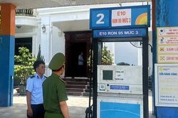 [VIDEO] Tự ý tăng giá xăng E10 tại Nghệ An, doanh nghiệp bị phạt gấp 16 lần tiền lời