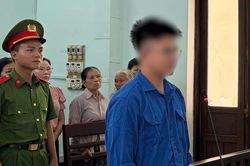 'Đạo ch&iacute;ch' chuy&ecirc;n trộm v&agrave;ng lĩnh 11 năm t&ugrave;