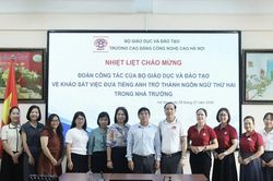 Đẩy mạnh đưa tiếng Anh th&agrave;nh ng&ocirc;n ngữ thứ hai trong đ&agrave;o tạo nghề