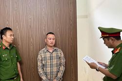 Khởi tố 2 bị can khai thác trái phép gần 1.000 tấn quặng Antimon trị giá hơn 6,2 tỷ đồng