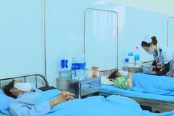 84 người nhập viện sau khi ăn bánh mì ở Lâm Đồng
