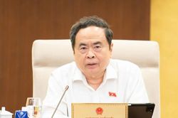Đề xuất trao quyền tự quyết tiền lương, thu nhập để TPHCM thu hút nhân tài