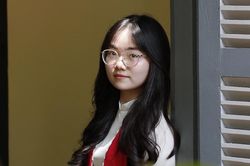 Tiếp bước con đường của mẹ đã khuất, 10X nhận học bổng tiến sĩ trước tốt nghiệp
