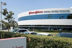 Johnson & Johnson chi 5,5 tỷ USD dàn xếp vụ kiện phấn rôm gây ung thư