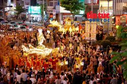 Đại đoàn kết dân tộc - tôn giáo - Bài cuối: Chung sức xây dựng TP Hồ Chí Minh nghĩa tình