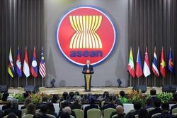 H&agrave;nh tr&igrave;nh 31 năm của Việt Nam trong ASEAN: Bản lĩnh tự cường v&agrave; chủ động kiến tạo