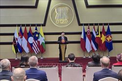 ASEAN tiếp tục khẳng định vai tr&ograve; trung t&acirc;m trong cấu tr&uacute;c khu vực