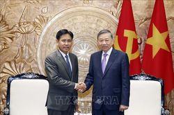 Tổng B&iacute; thư, Chủ tịch nước T&ocirc; L&acirc;m tiếp Ch&aacute;nh &aacute;n T&ograve;a &aacute;n nh&acirc;n d&acirc;n tối cao L&agrave;o