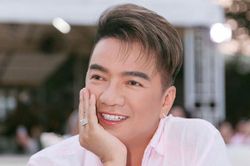 Đàm Vĩnh Hưng khoe tin vui sau 10 năm