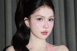 Về thăm quê hương âm thầm nuôi dưỡng vẻ đẹp của Ngọc Trinh