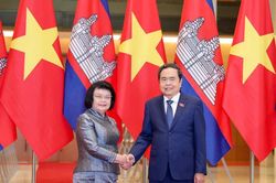 Việt Nam - Campuchia phấn đấu đưa thương mại song phương đạt 20 tỷ USD