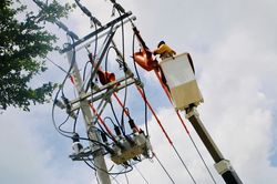 Công ty Điện lực Khánh Hòa: Nâng cao năng lực cung cấp điện