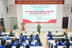 Tuy&ecirc;n truyền ph&aacute;p luật về ph&ograve;ng, chống mua b&aacute;n người cho hơn 300 đo&agrave;n vi&ecirc;n, thanh ni&ecirc;n
