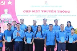 Li&ecirc;n đo&agrave;n Lao động tỉnh gặp mặt kỷ niệm 97 năm Ng&agrave;y th&agrave;nh lập C&ocirc;ng đo&agrave;n Việt Nam (28/7/1929 - 28/7/2026)