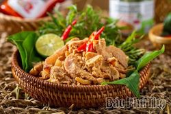N&acirc;ng tầm gi&aacute; trị m&oacute;n thịt chua của đồng b&agrave;o Mường