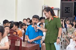 Tăng cường kỹ năng an toàn giao thông cho trẻ