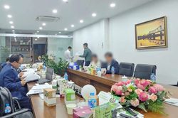 Tiêu hủy gần 76.000 hộp bột rau vi phạm chất lượng