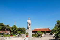 Trưng bày gần 200 hình ảnh, hiện vật về Danh nhân văn hóa Lê Quý Đôn