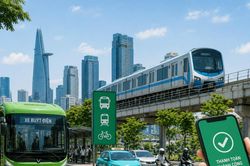 TP. Hồ Chí Minh: Thúc đẩy giao thông công cộng, kiểm soát phương tiện cá nhân