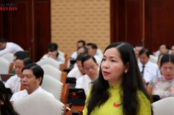 Chất vấn và trả lời chất vấn tại Kỳ họp thứ Tư, HĐND tỉnh An Giang khóa XI: 'Nóng' xử lý rác thải, tồn đọng hồ sơ cấp giấy chứng nhận quyền sử dụng đất