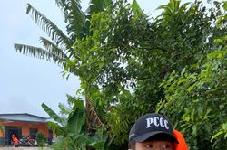 C&ocirc;ng an L&acirc;m Đồng cứu 16 người d&acirc;n mắc kẹt trong lũ