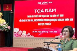 Đổi mới mạnh mẽ tư duy về c&ocirc;ng t&aacute;c thi đua, khen thưởng trong C&ocirc;ng an nh&acirc;n d&acirc;n