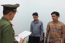 Vĩnh Long: Xử l&yacute; loạt trường hợp sử dụng tr&aacute;i ph&eacute;p vũ kh&iacute; qu&acirc;n dụng