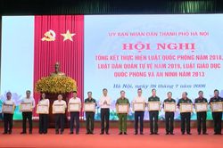 H&agrave; Nội ch&uacute; trọng triển khai s&acirc;u rộng, hiệu quả c&ocirc;ng t&aacute;c quốc ph&ograve;ng