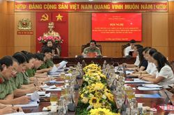 Lấy &yacute; kiến tham gia đối với c&aacute;c dự &aacute;n luật, nghị quyết do Bộ C&ocirc;ng an chủ tr&igrave; soạn thảo tr&igrave;nh Quốc hội kh&oacute;a XVI