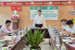 Giao ban hoạt động ủy th&aacute;c giữa Ng&acirc;n h&agrave;ng Ch&iacute;nh s&aacute;ch x&atilde; hội tỉnh v&agrave; c&aacute;c tổ chức ch&iacute;nh trị - x&atilde; hội qu&yacute; II